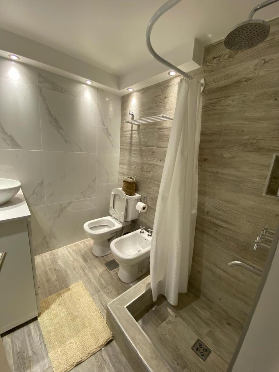 Departamento Centrico Con Cochera - Cordoba Argentina- Exteriér fotografie